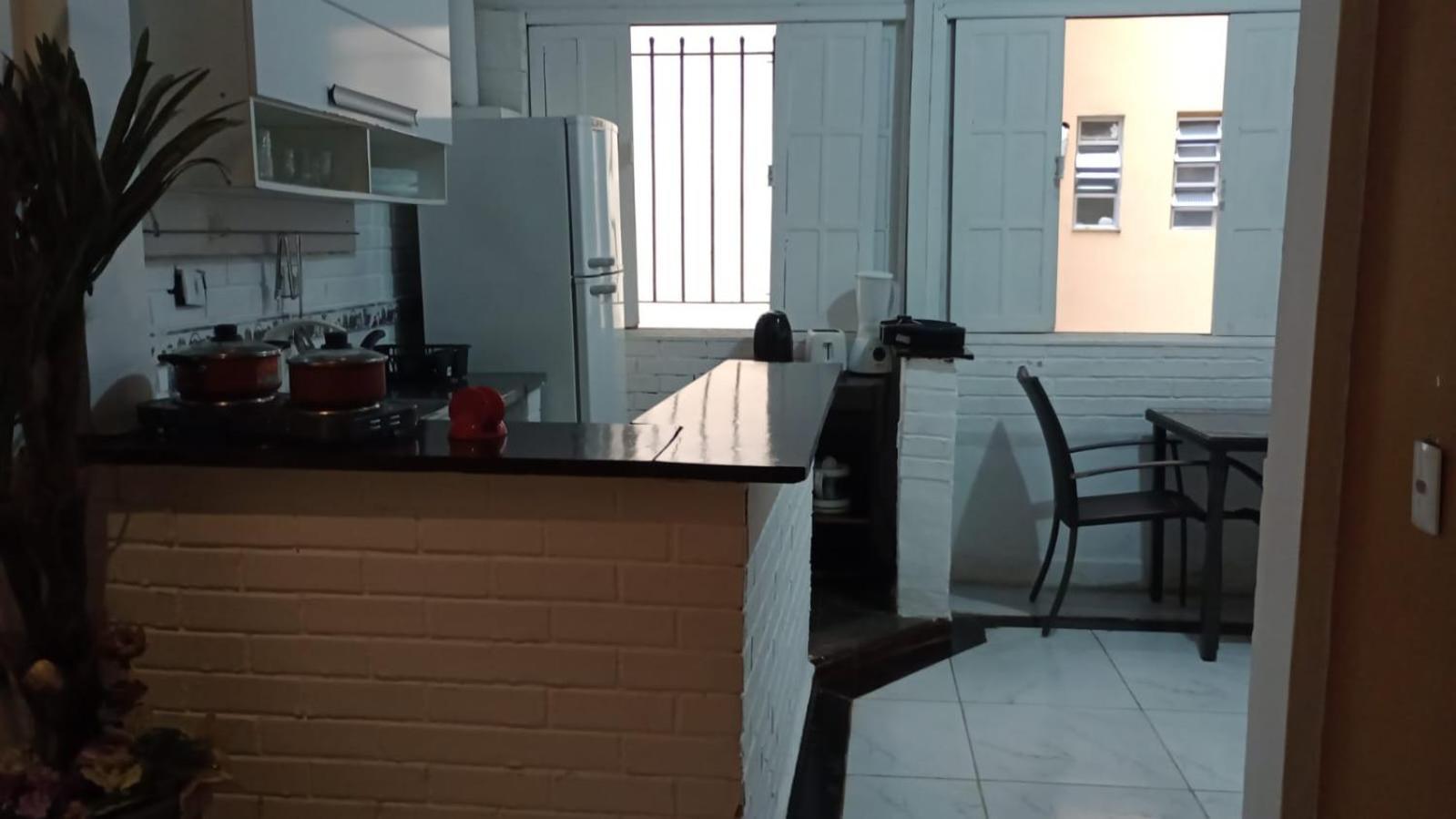 Apto Copacabana, 3 Quartos, 1 Quadra Da Praia, Posto 5 Apartment *
